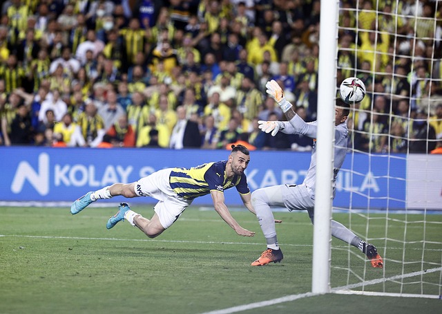 格伦-约翰逊：皇马对阿诺德有很大吸引力，贝林厄姆也会当说客