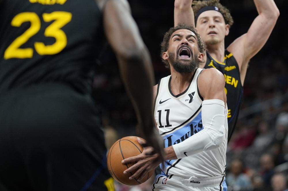 旺财28：路在何方？0-1落后+少打一人，场边伊万科维奇眉头紧锁.